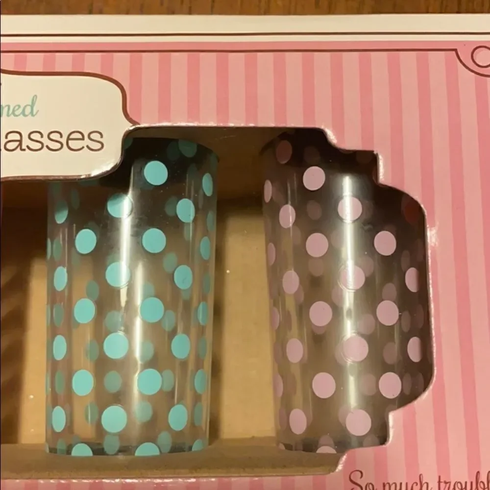 𝅺WEMBLY Shot Glasses